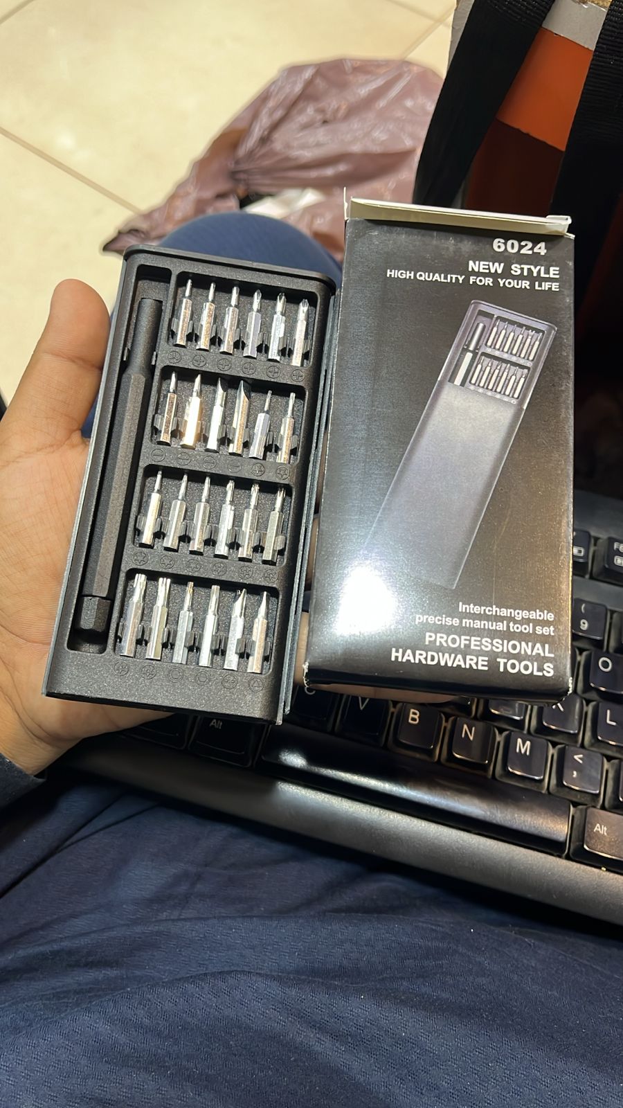 24 In 1 Screwdriver Bit Set Magnetic Disassembly Tool Durable Compact And Versatile Repair Kit For Daily Use  || Plastic Handle