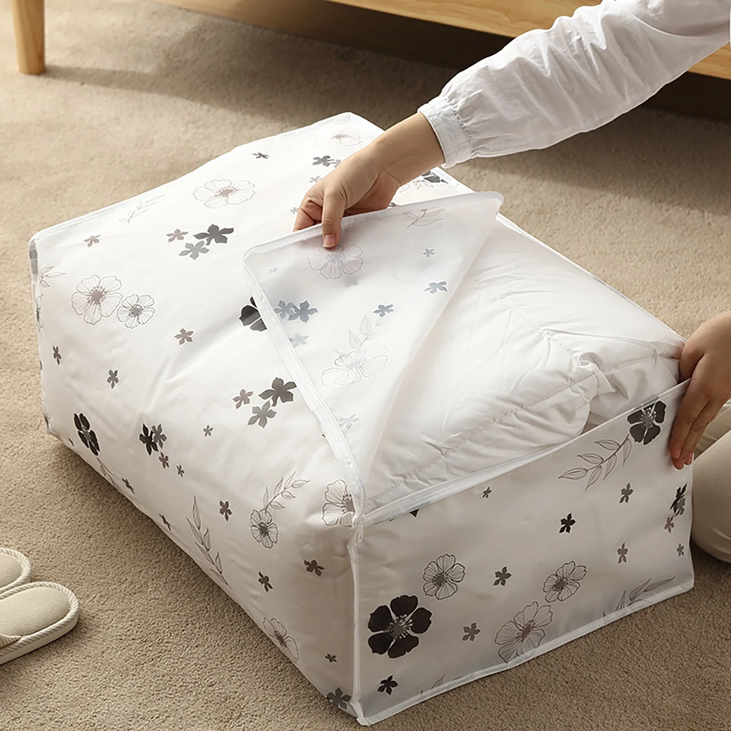 Quilt Storage Bag Waterproof Closet Organizers Zipper Folding Organizer Durable Clothing Packaging Plastic Bags for Storing Coats, Jackets Home Use Pillows, Blankets